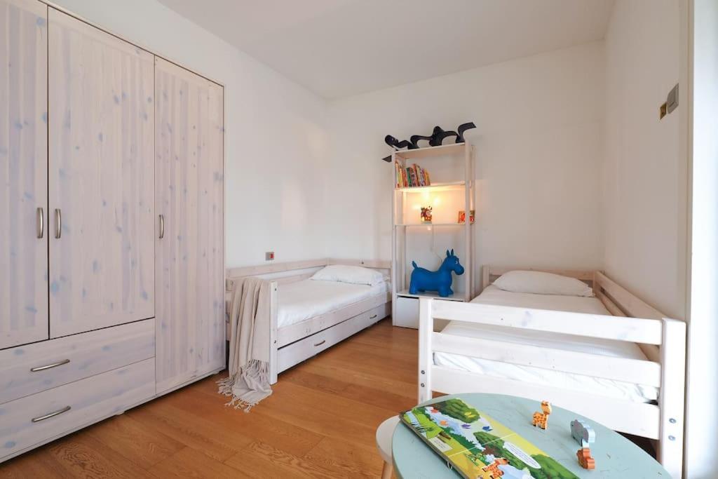 Contempora - Trilocale C. Di Rienzo 37 Milan