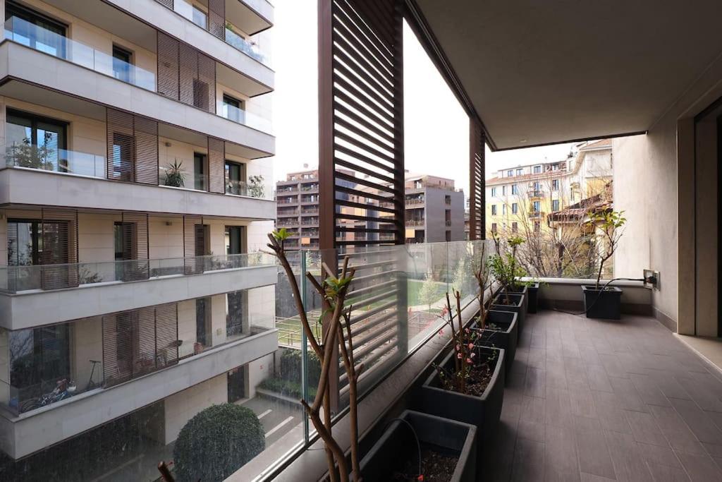 Apartment Contempora - Trilocale C. Di Rienzo 37 Milan