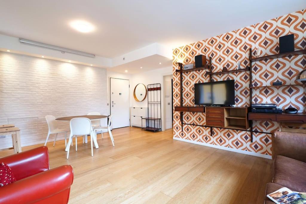 Contempora - Trilocale C. Di Rienzo 37 Milan