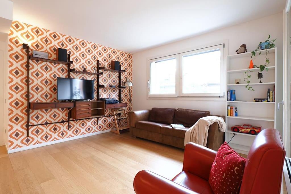 Contempora - Trilocale C. Di Rienzo 37 * Milan